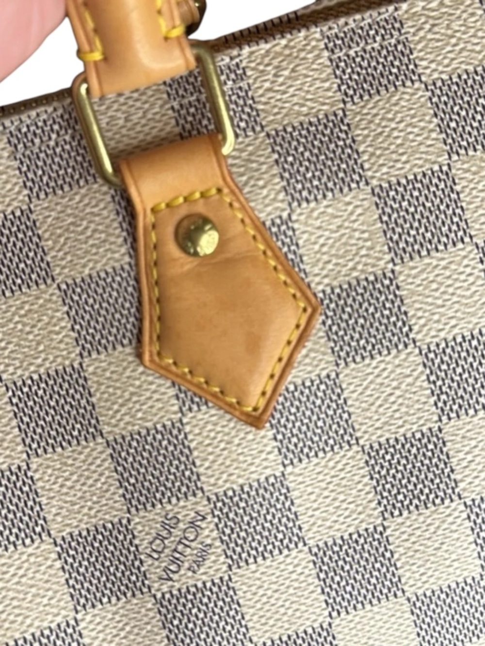 Louis Vuitton Damier Azur Speedy 30 Bag in White and Tan Excellent Condition - Picture 10 of 11